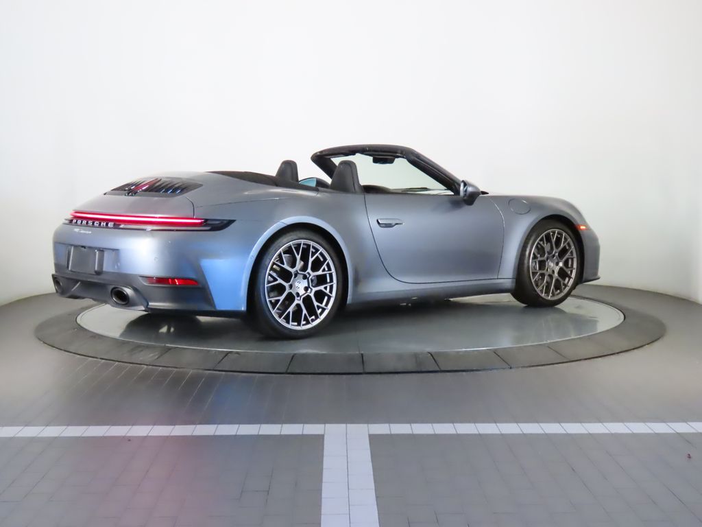 Thumbnail: 2025 Porsche 911 - 15