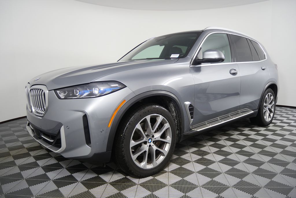 Thumbnail: 2024 BMW X5 - 8