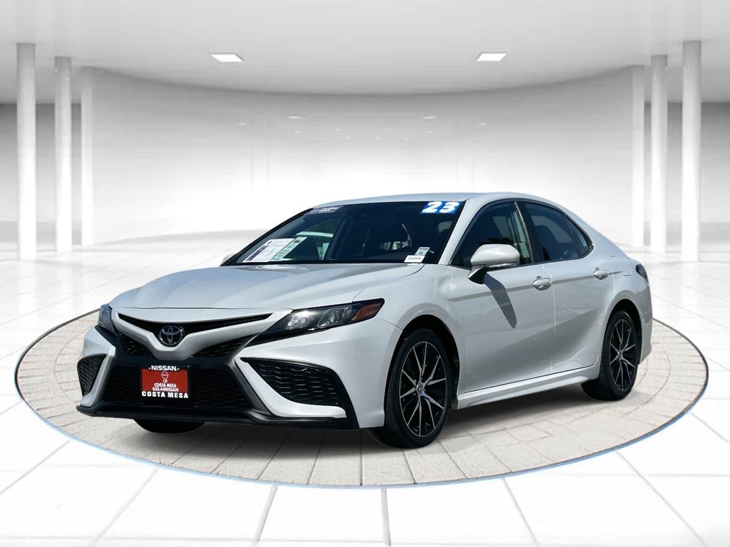 2023 Toyota Camry SE Nightshade