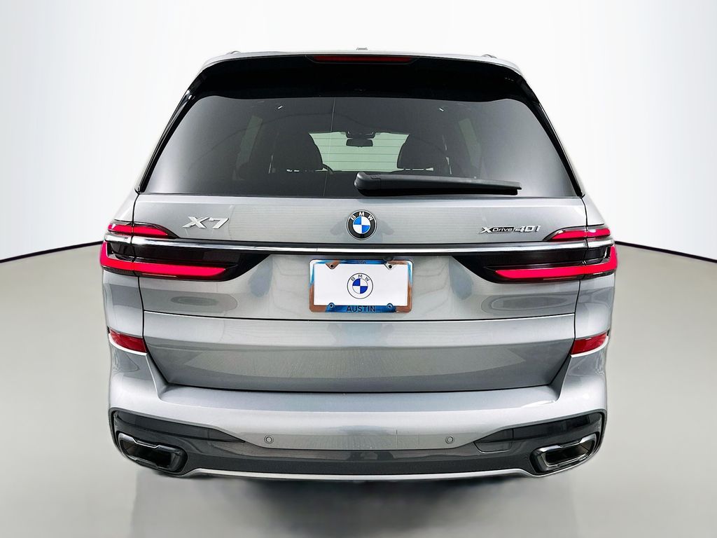 Thumbnail: 2023 BMW X7 - 6