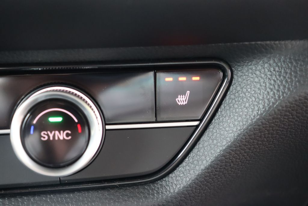 2025 Honda HR-V EX-L 24