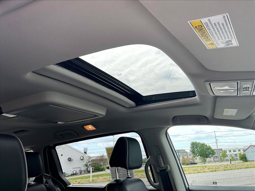 2025 Honda Odyssey — photo 23