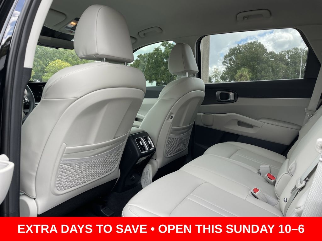 new 2025 Kia Sorento car, priced at $29,507
