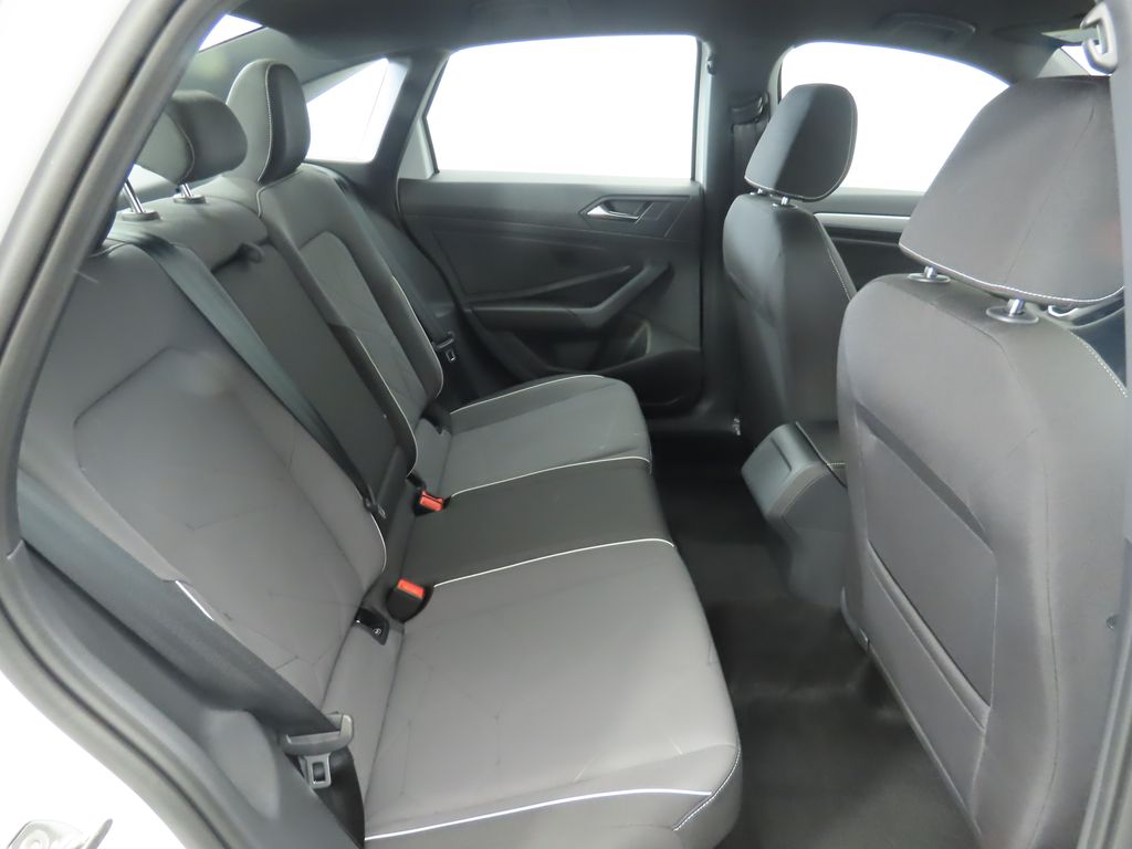 Thumbnail: 2025 Volkswagen Jetta - 22