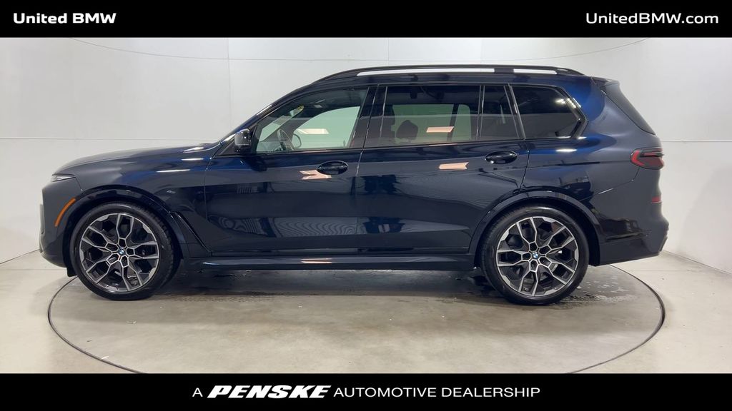 Thumbnail: 2025 BMW X7 - 5