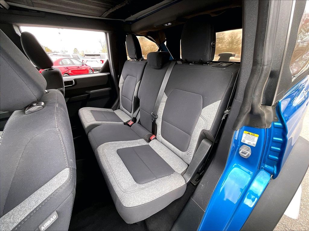 2021 Ford Bronco — photo 25