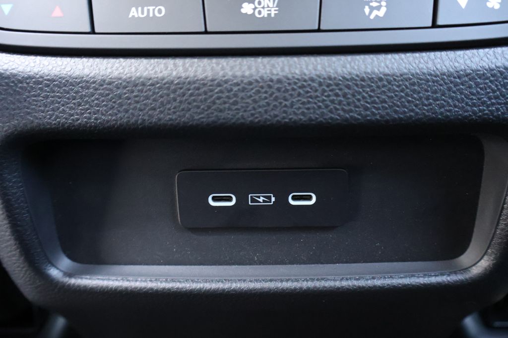 2025 Honda Pilot EX-L 28