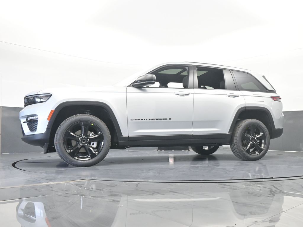 New 2025 Silver Zynith Jeep Limited image 52