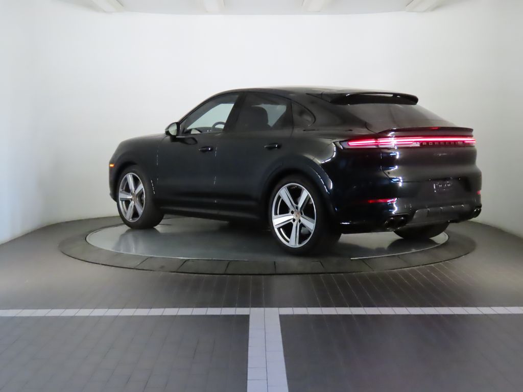 Thumbnail: 2025 Porsche  - 3