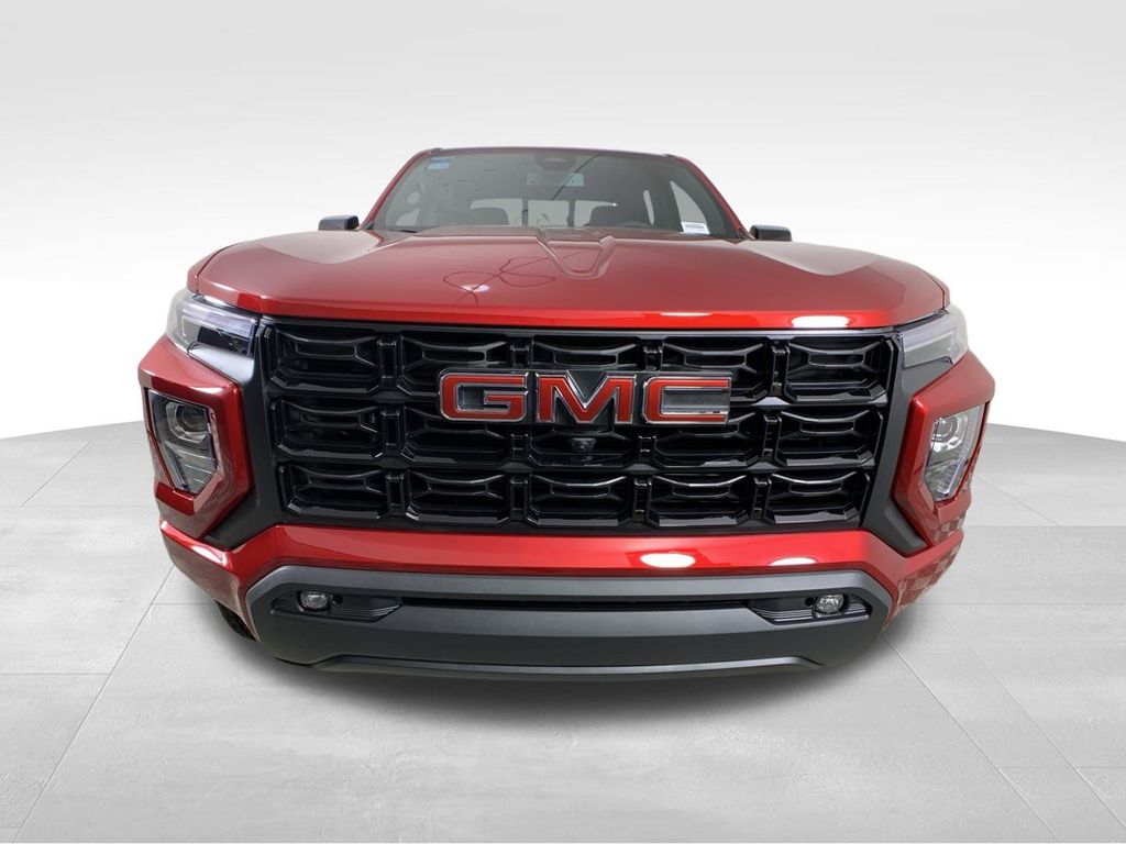 2024 GMC Canyon Elevation 9