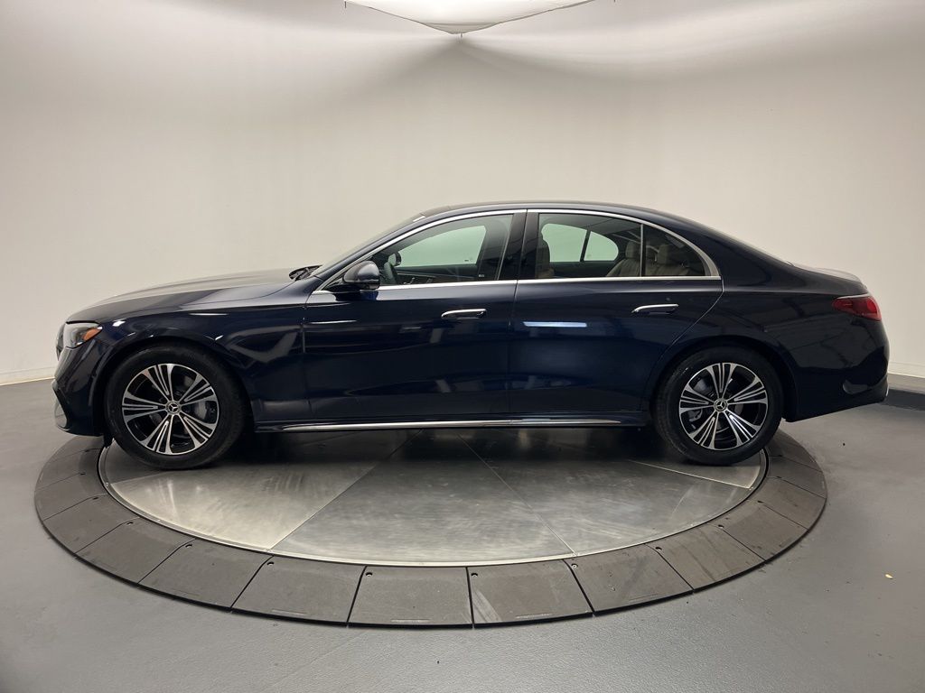 Thumbnail: 2026 Mercedes-Benz E-Class - 4
