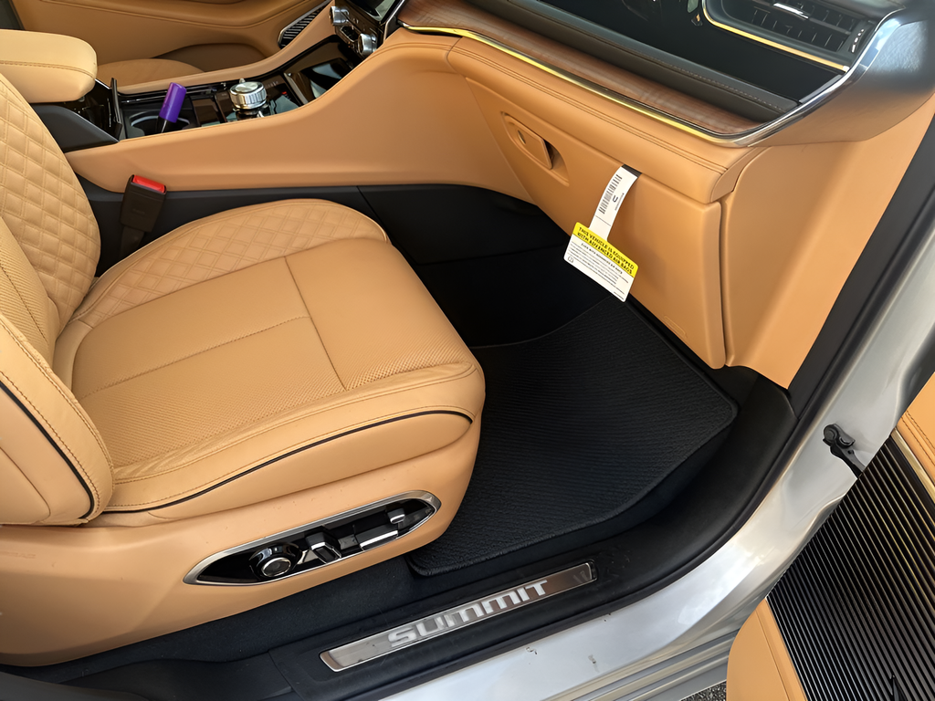 New Car 2025 Jeep Grand Cherokee  Summit For Sale Under $70,000 In Austin, Texas