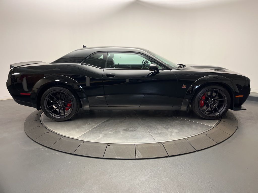 Thumbnail: 2020 Dodge Challenger - 6