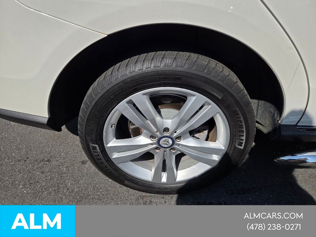 Used 2015  Mercedes-Benz ML 350 image 13