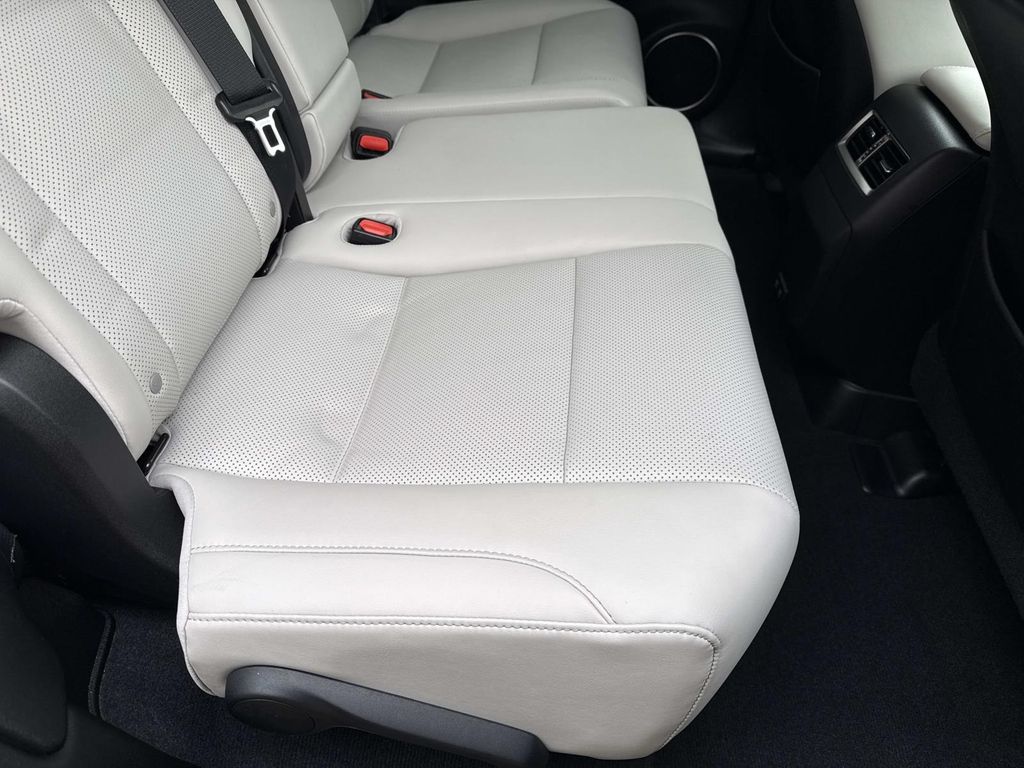 Thumbnail: 2021 Lexus RX - 26