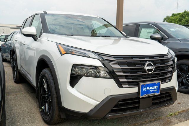 2026 Nissan Rogue SV - 2