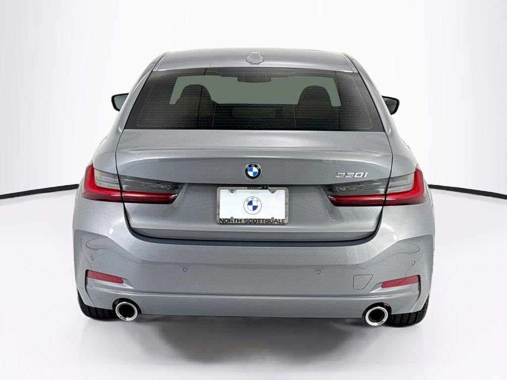 Thumbnail: 2023 BMW 3 Series - 6