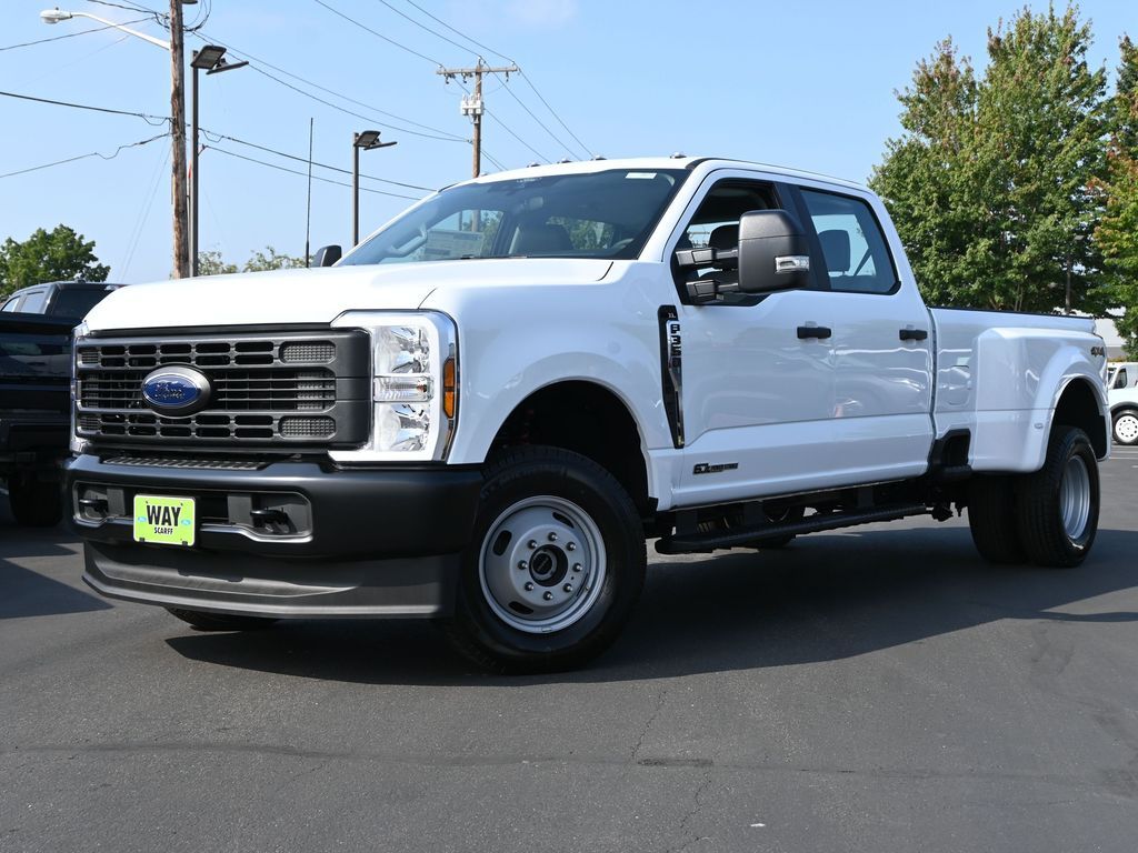 2026 Ford Super Duty F-350 DRW XL