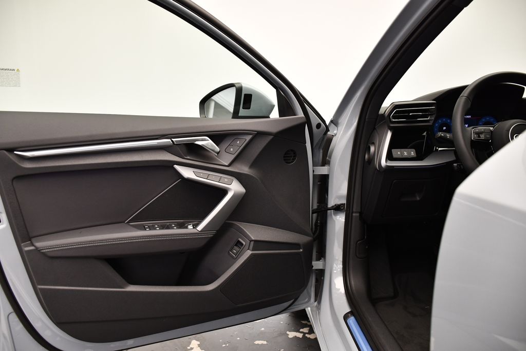 Thumbnail: 2025 Audi A3 - 32