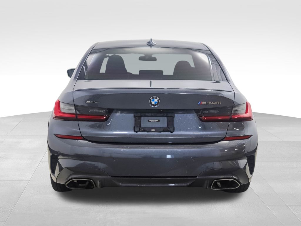 Thumbnail: 2020 BMW 3 Series - 4