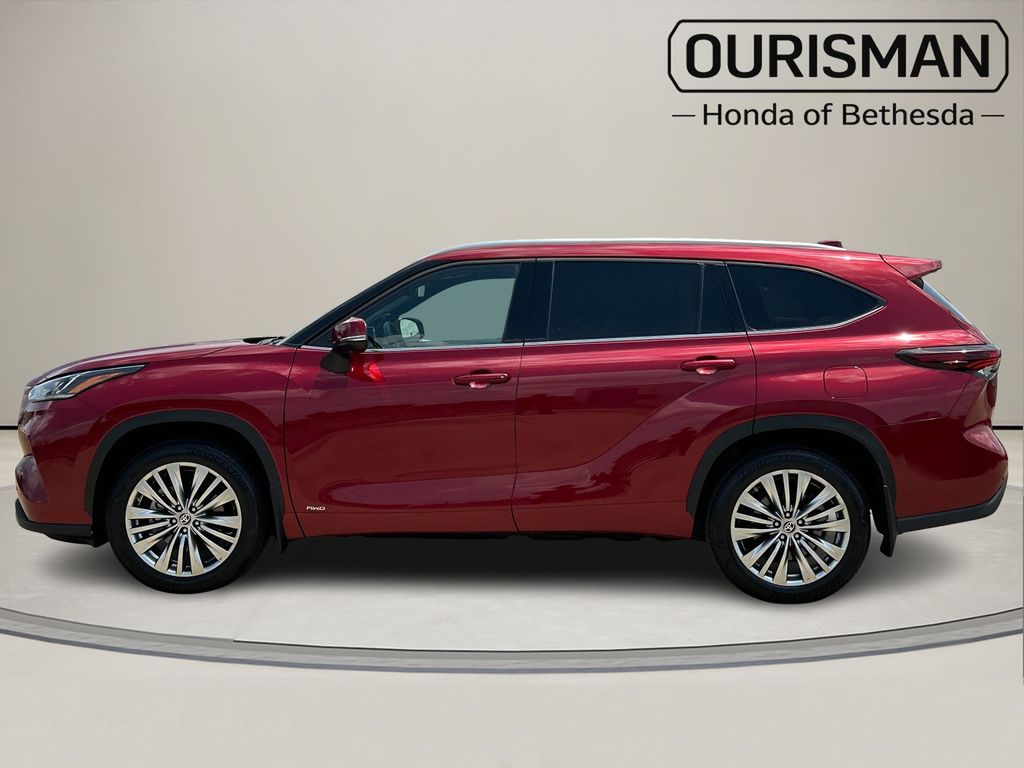 2024 Toyota Highlander Platinum - Photo 3