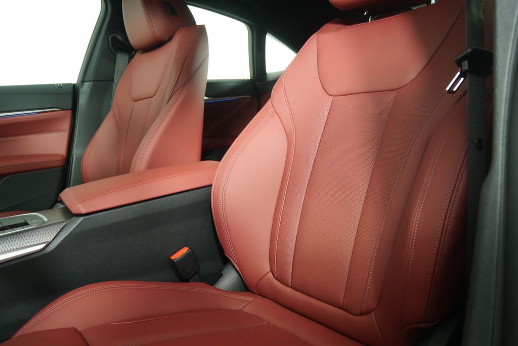 2025 BMW i4 eDrive40 10
