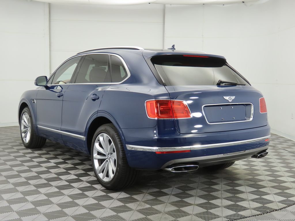 Thumbnail: 2018 Bentley Bentayga - 7