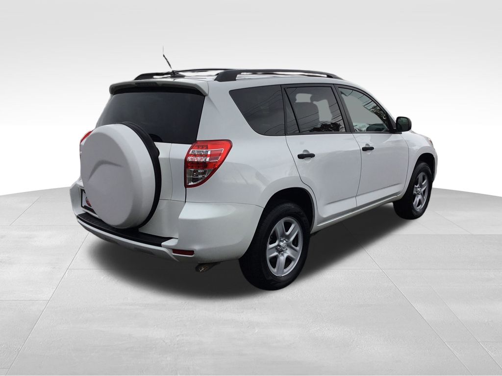 Thumbnail: 2012 Toyota RAV4 - 5