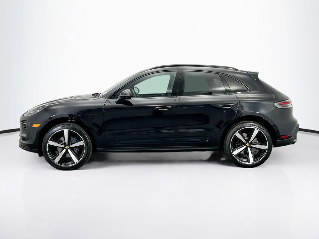 Thumbnail: 2026 Porsche Macan - 2