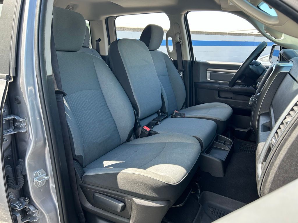 2021 RAM 1500 Classic SLT 23