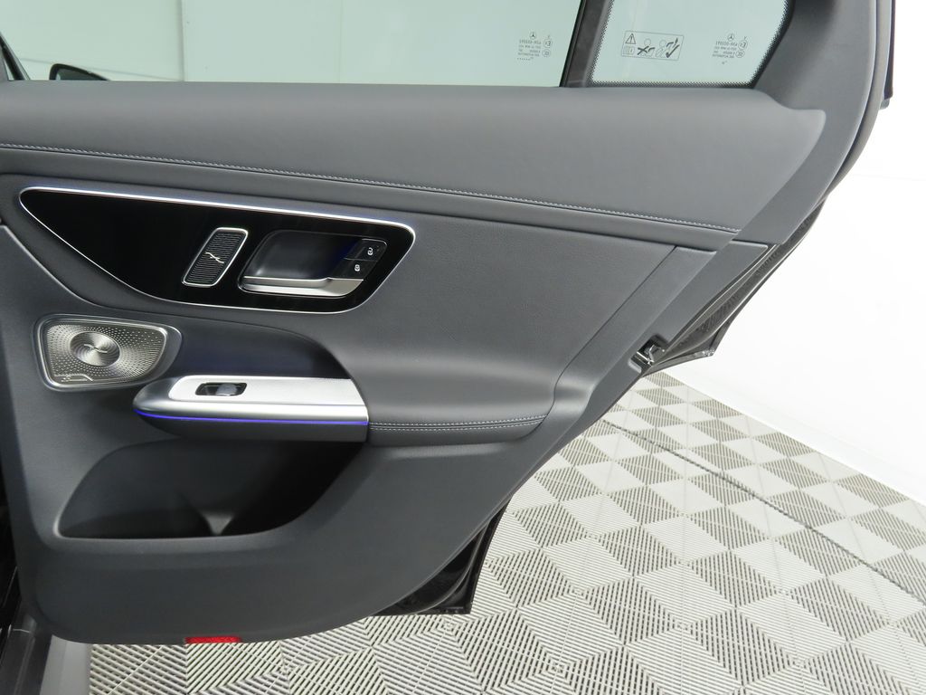 Thumbnail: 2026 Mercedes-Benz GLC - 27