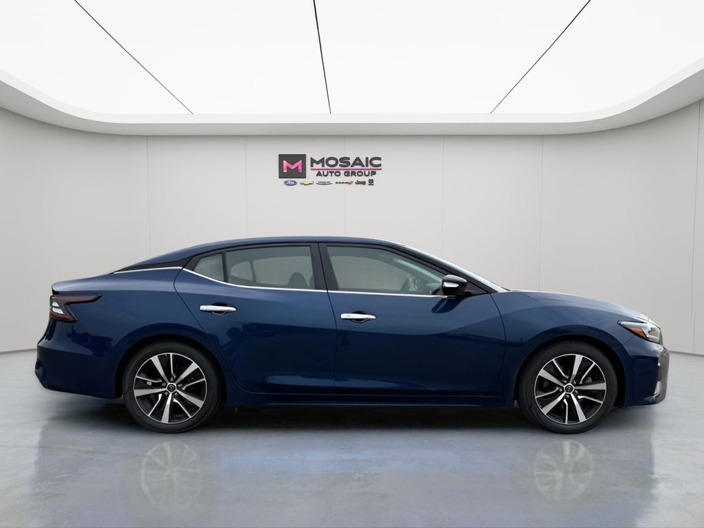 2023 Nissan Maxima