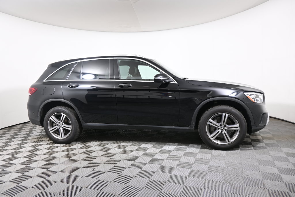 Thumbnail: 2022 Mercedes-Benz GLC - 8