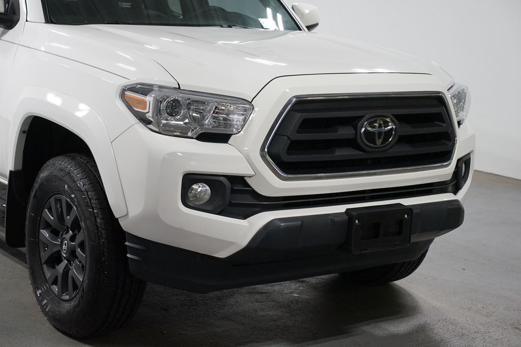 Thumbnail: 2022 Toyota Tacoma - 4