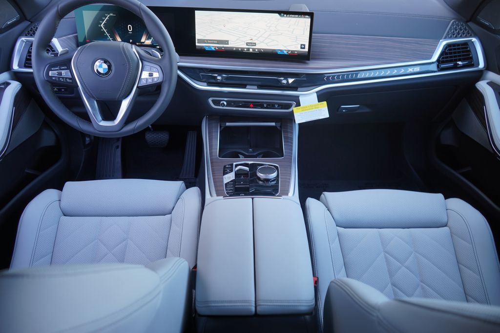 2025 BMW X5 xDrive40i 13