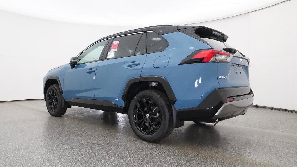 Thumbnail: 2025 Toyota RAV4 - 20