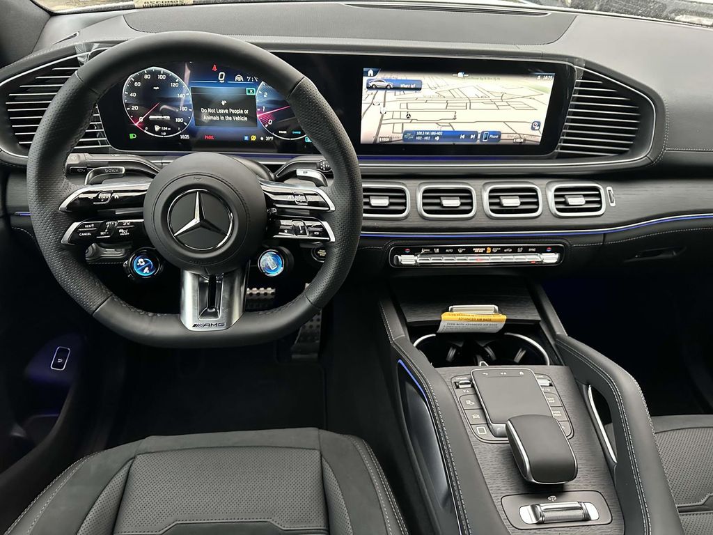 2025 Mercedes-Benz GLE 53 AMG 7