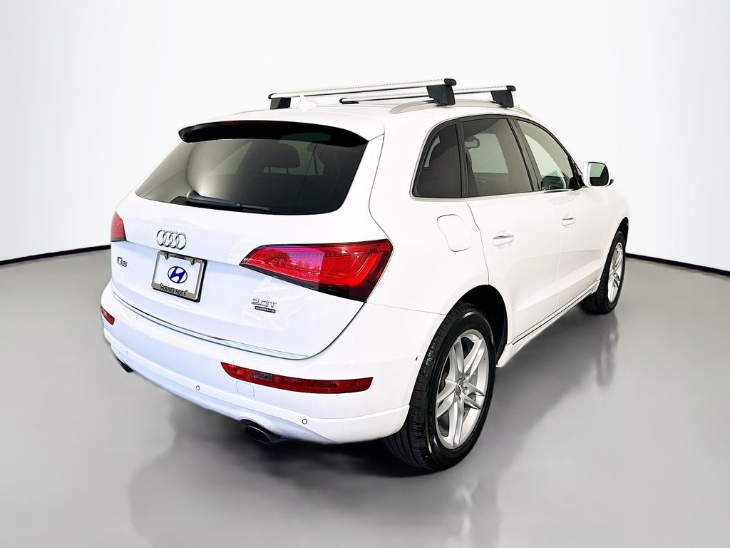 Thumbnail: 2016 Audi Q5 - 5