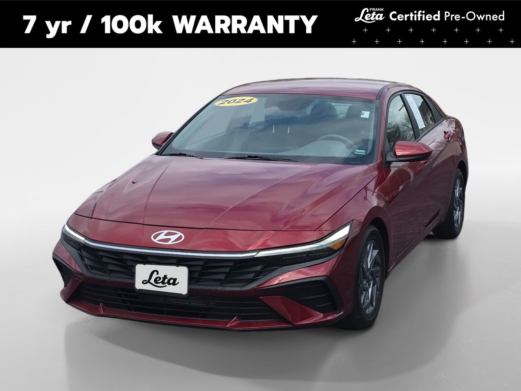 2024 Hyundai Elantra SEL FWD