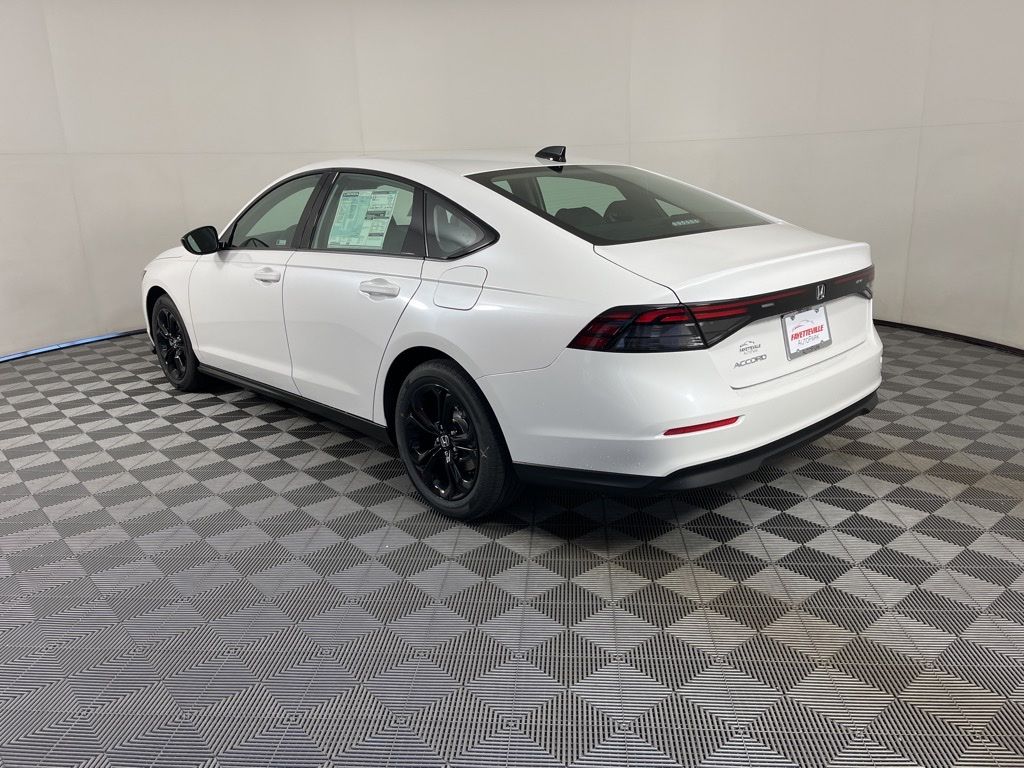 Thumbnail: 2025 Honda Accord - 3