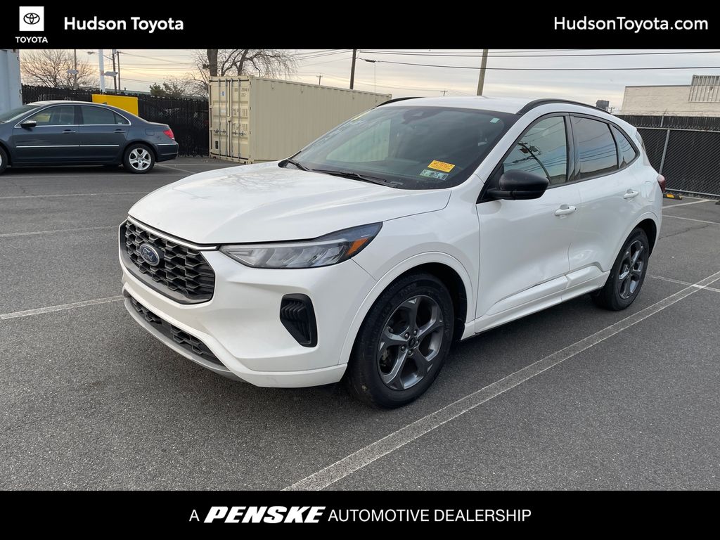 Thumbnail: 2023 Ford Escape - 1