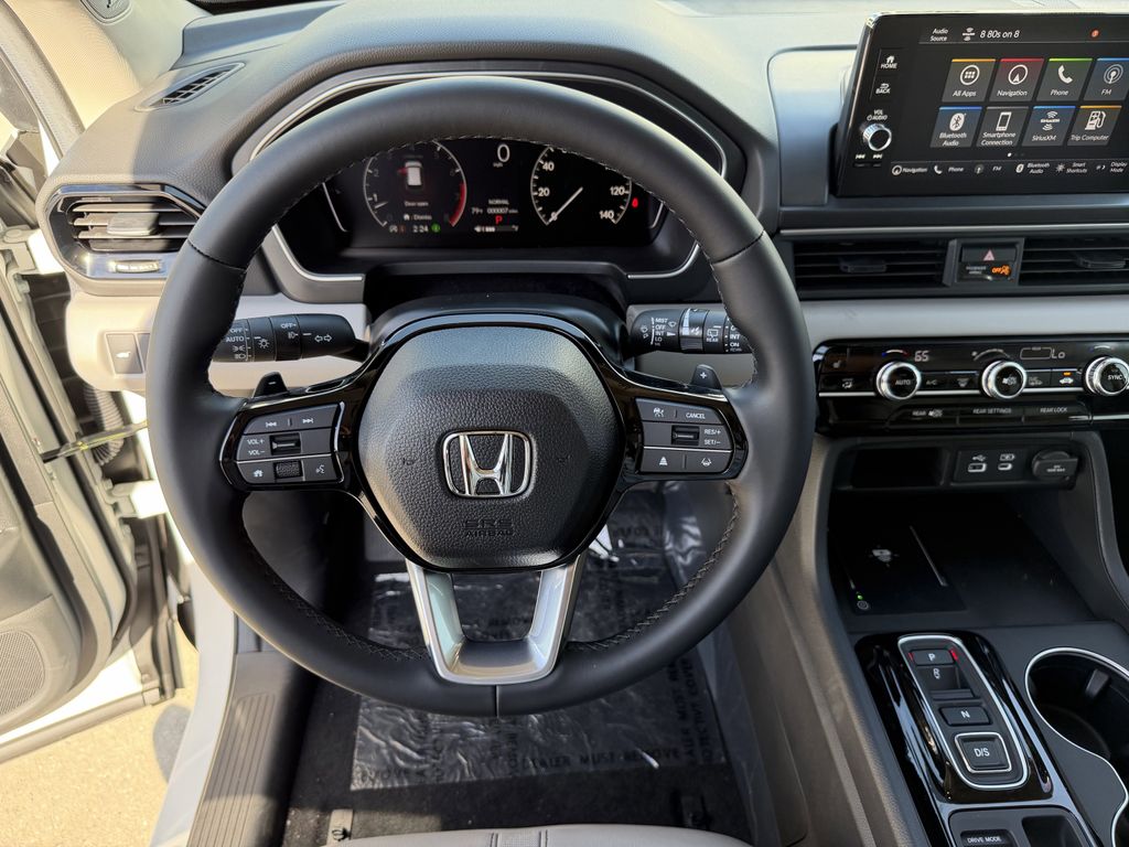 new 2025 Honda Pilot car, priced at $49,296