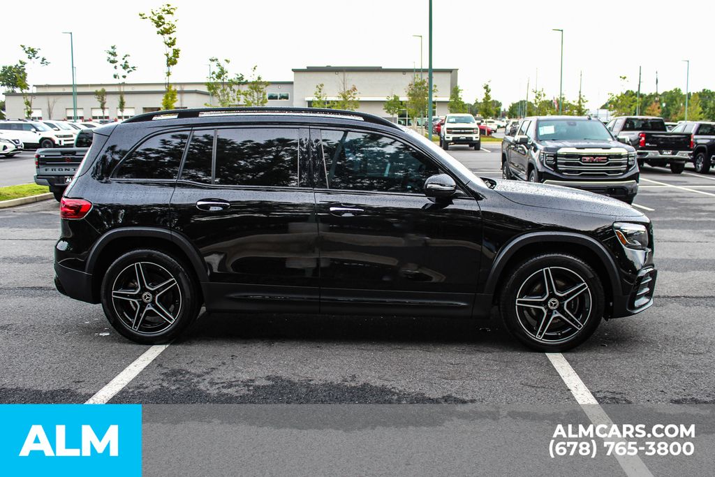 Used 2025 Black Mercedes-Benz GLB 250 image 8