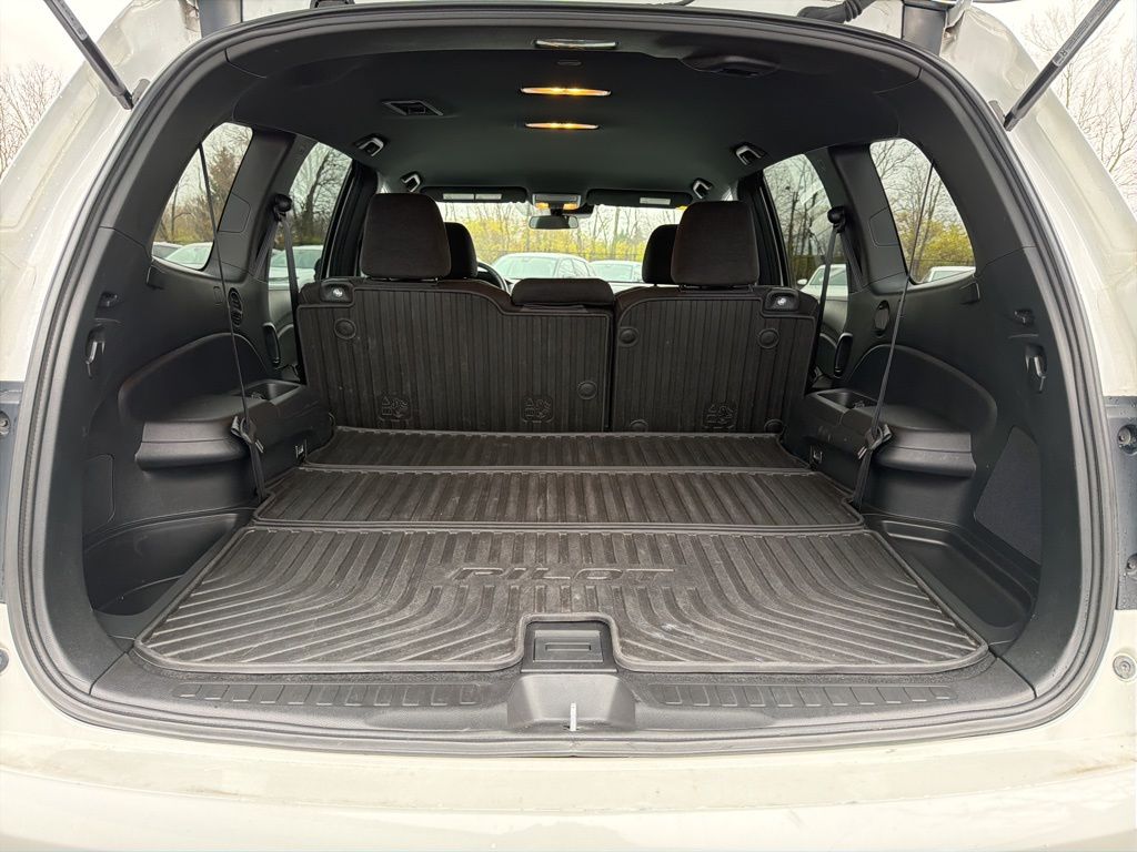 Thumbnail: 2022 Honda Pilot - 21