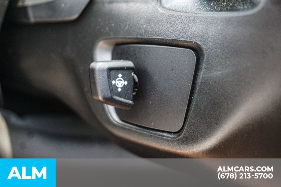 Used 2026 Black BMW sDrive40i image 49