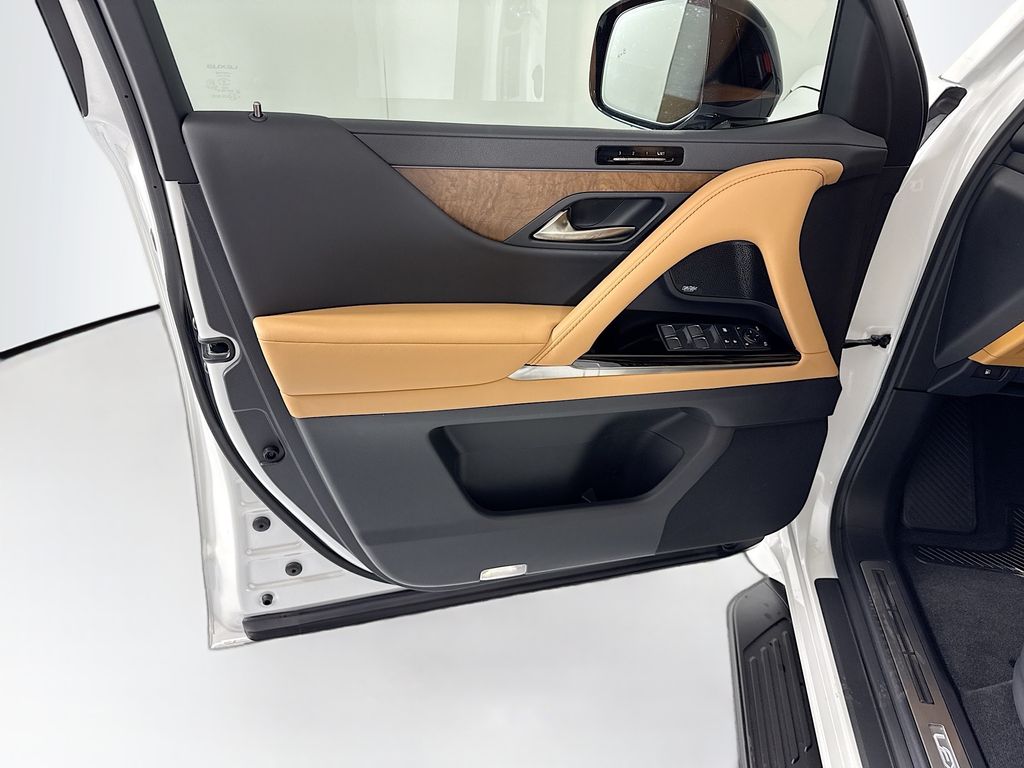 Thumbnail: 2026 Lexus LX - 25