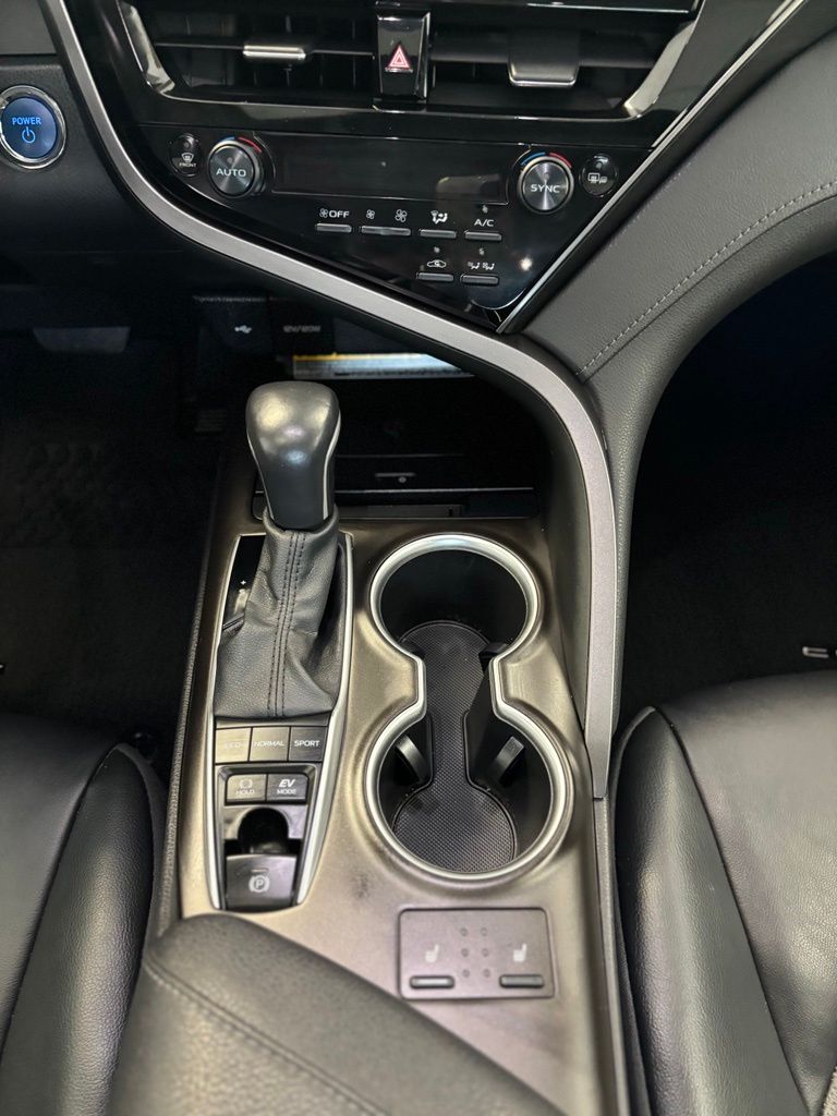 Used 2021 Toyota Camry Hybrid Sedan