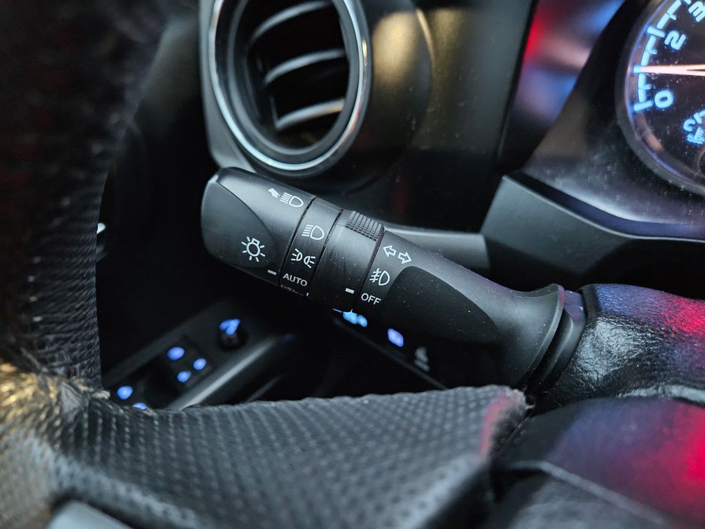 2021 Toyota Tacoma TRD Sport 21