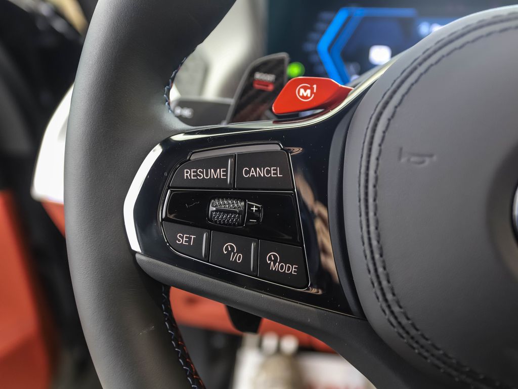 Thumbnail: 2026 BMW XM - 12