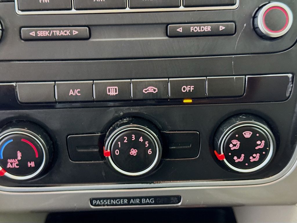 Used Car 2015 Volkswagen Passat  1.8t S For Sale Under $10,000 In Austin, Texas